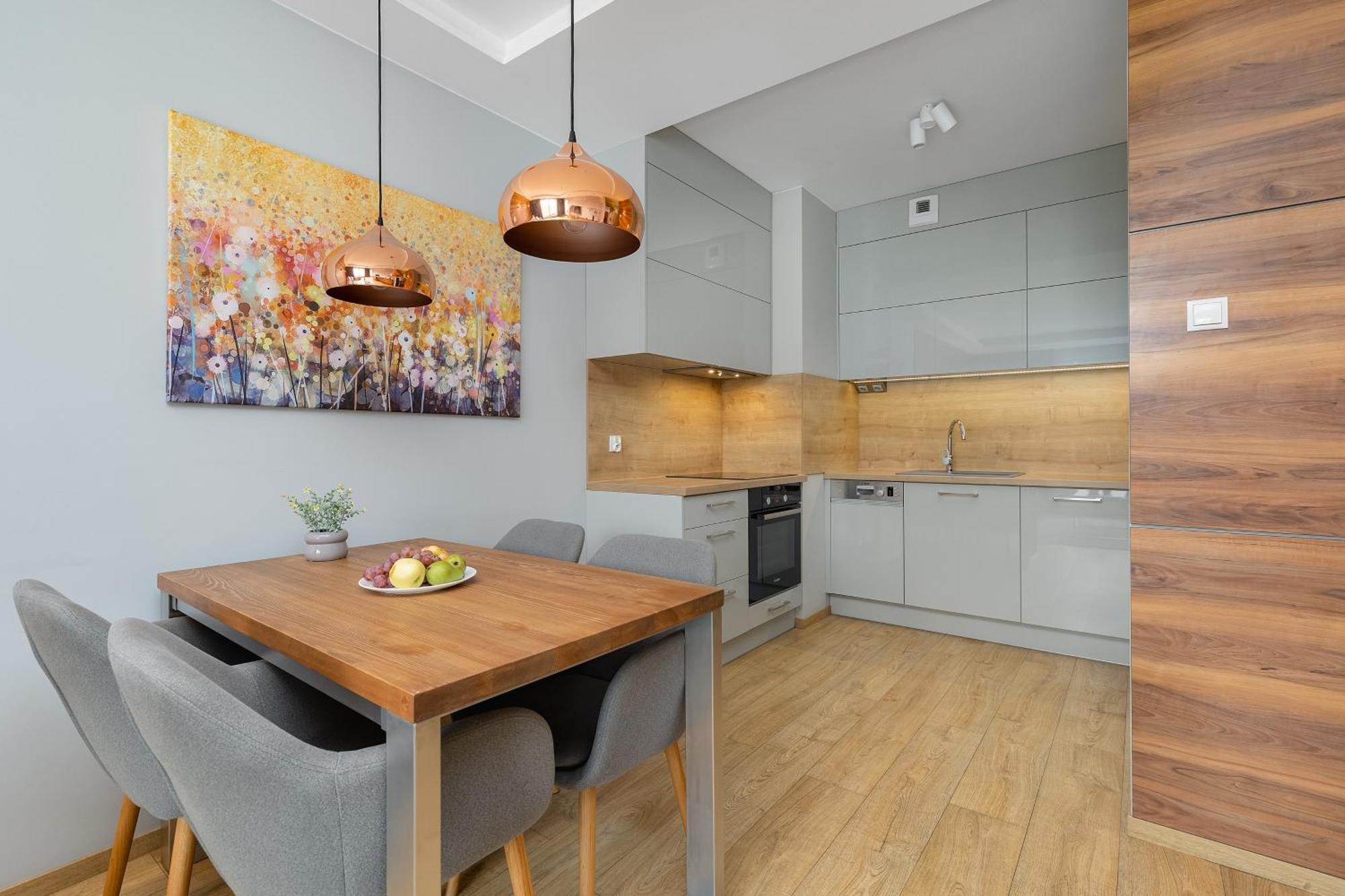 Park Mariacka Z Parkingiem By Renters