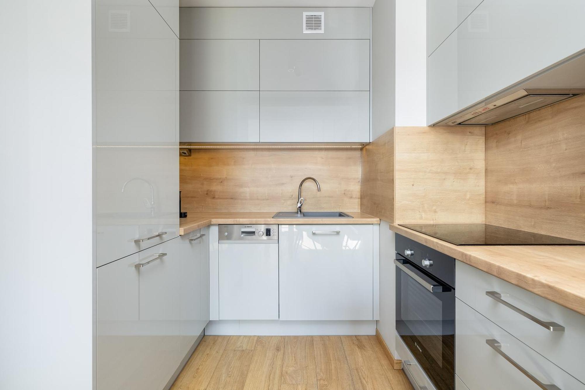 Park Mariacka Z Parkingiem By Renters *